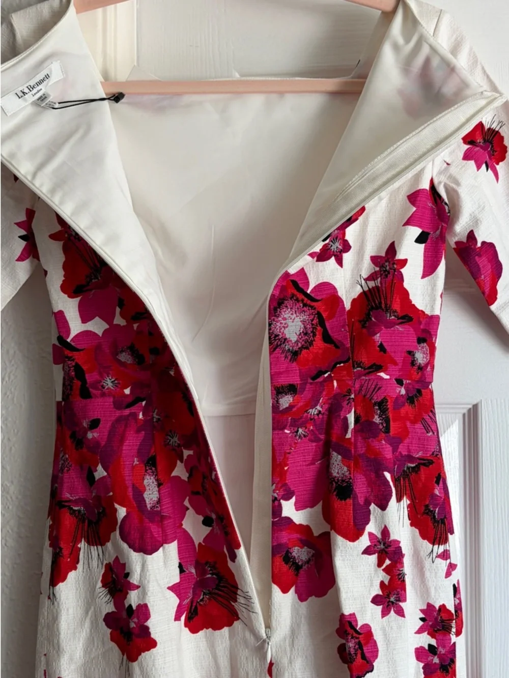 (New with flaw) L.K. Bennett Lasana Pink Poppy Sheath Dress A/S/O Kate Middleton